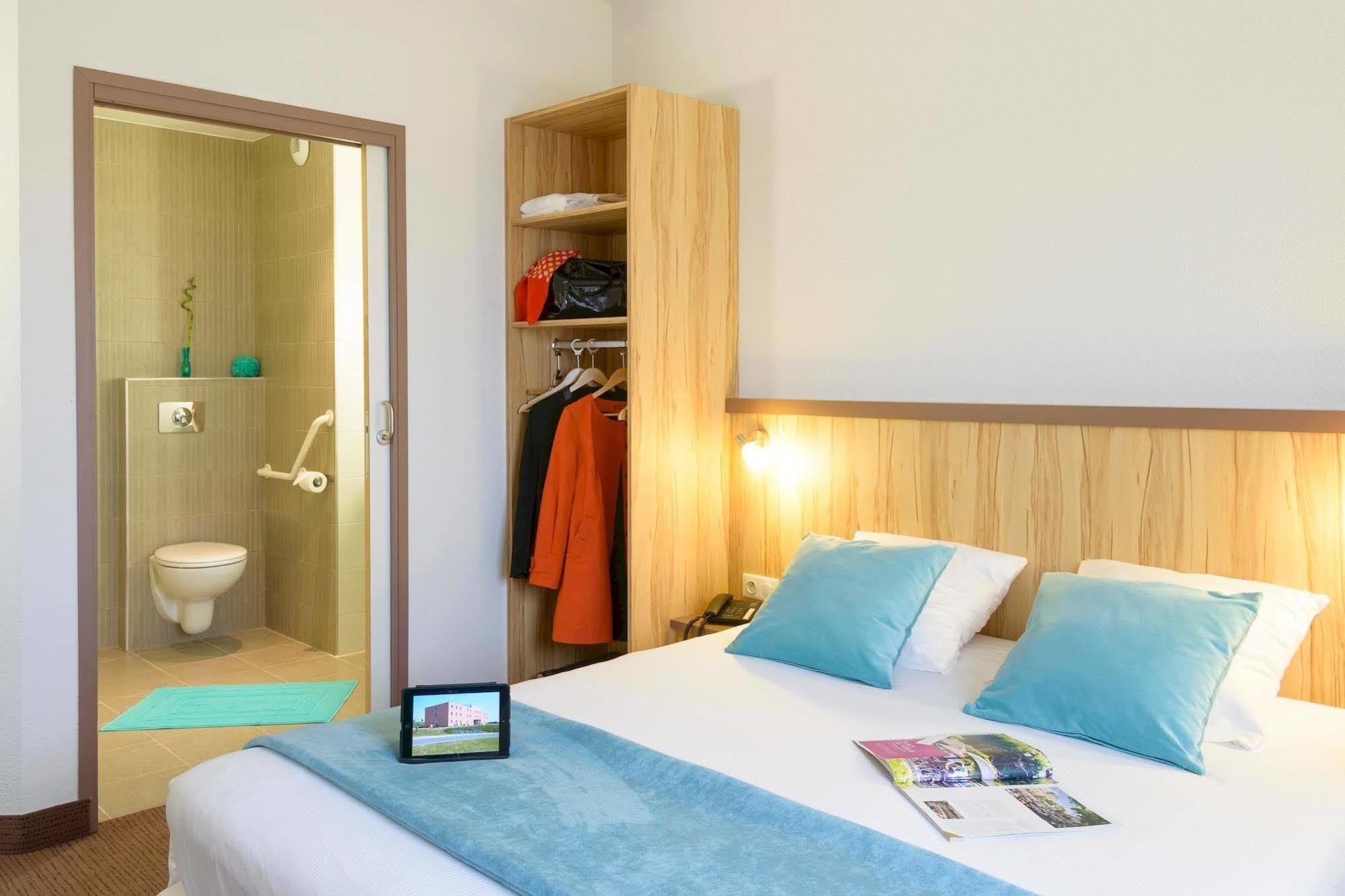 Brit Hotel Reims Croix Blandin ภายนอก รูปภาพ