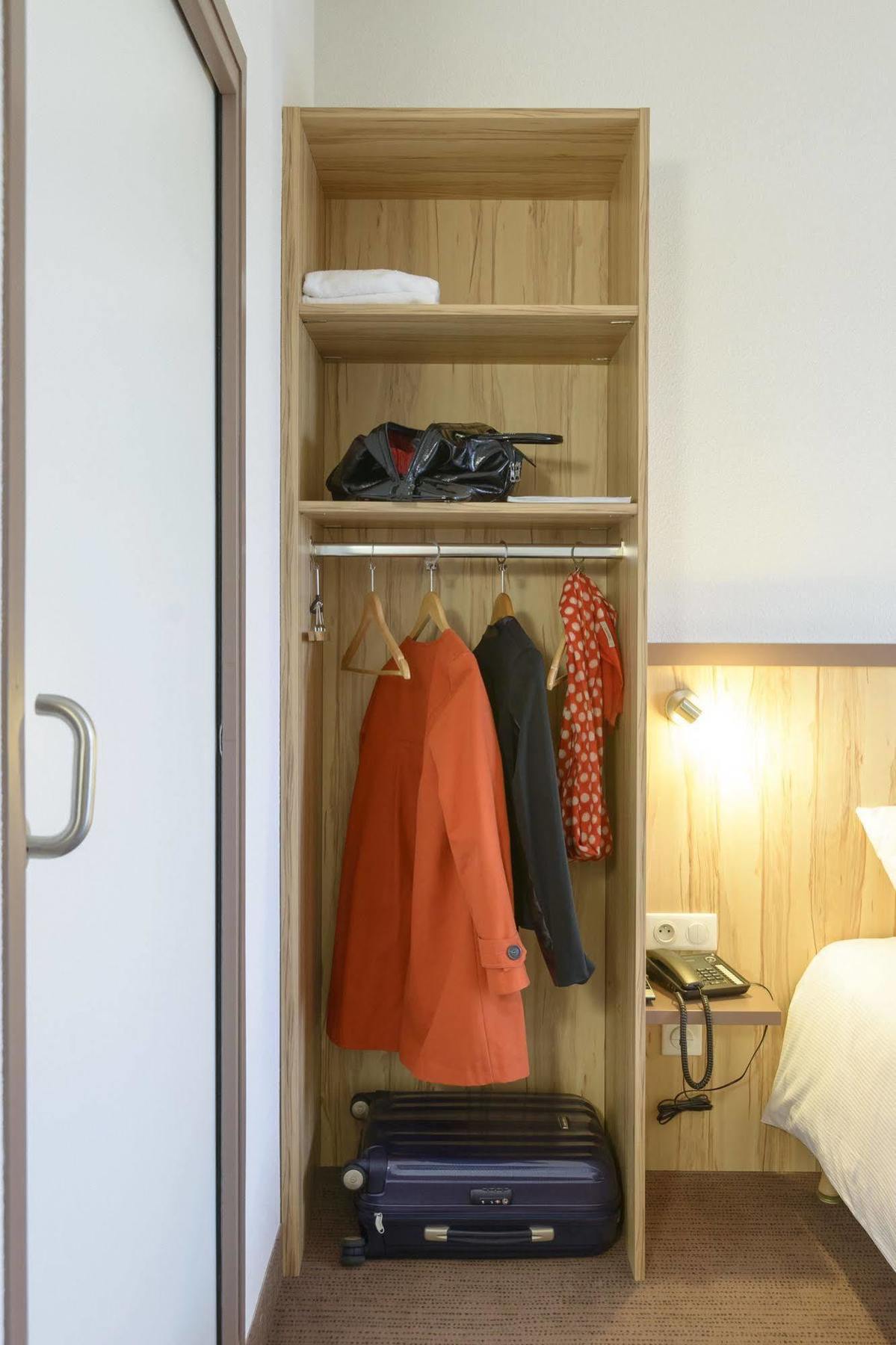 Brit Hotel Reims Croix Blandin ภายนอก รูปภาพ